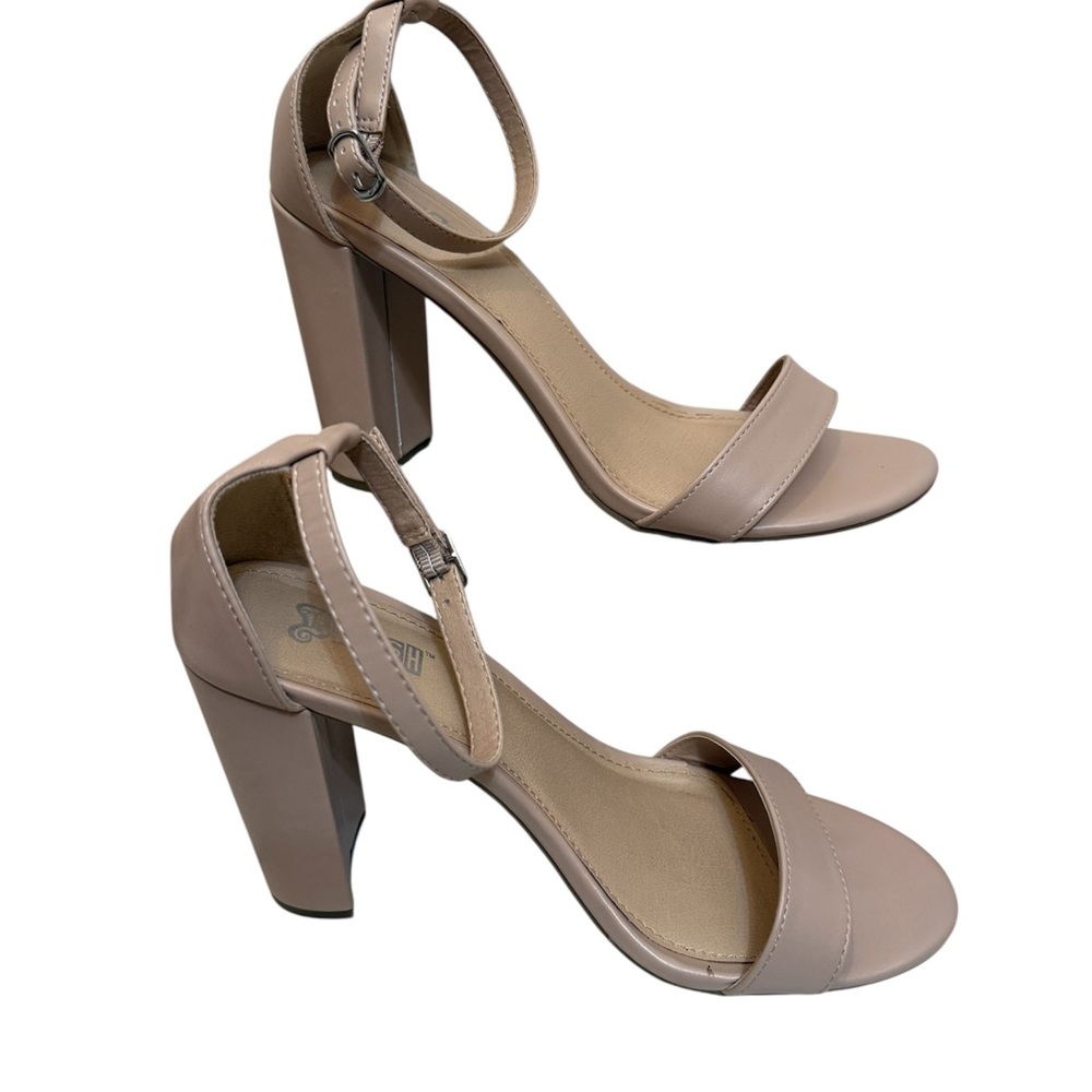 Brash | Nude colored block heels size 9.5
